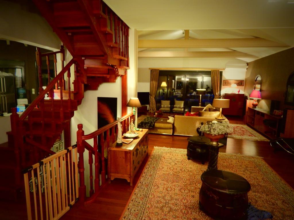 Villa Vravrona Tower & Suites Markópoulon Cameră foto